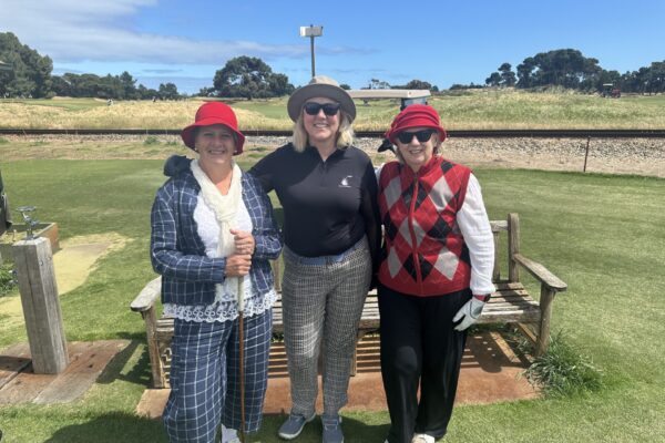 Stylish lot on the Tee